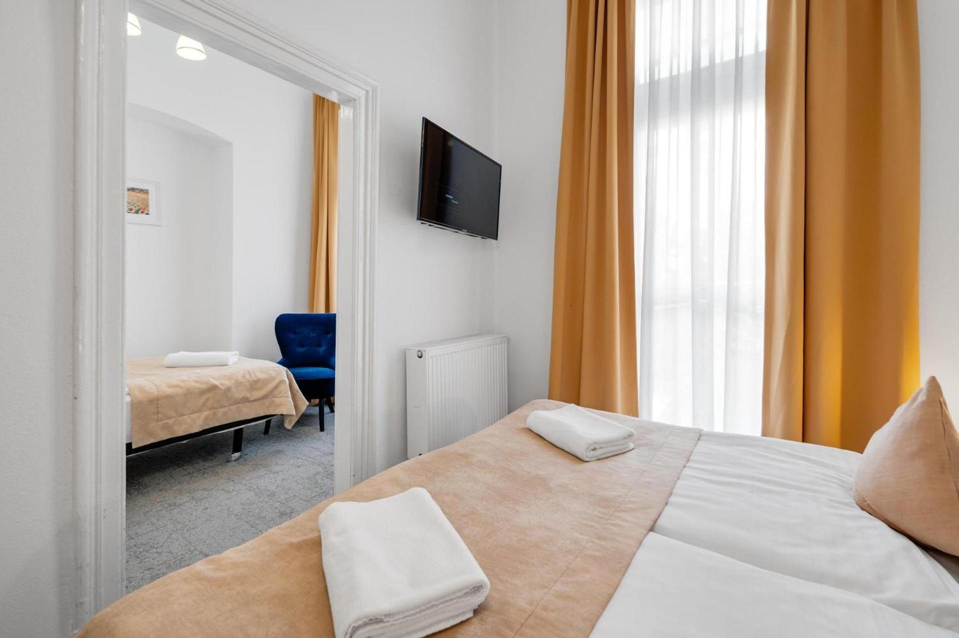 Downtown Bratislava B&B المظهر الخارجي الصورة