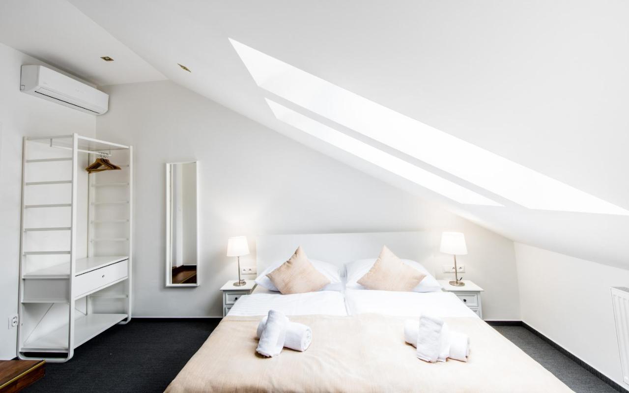 Downtown Bratislava B&B المظهر الخارجي الصورة